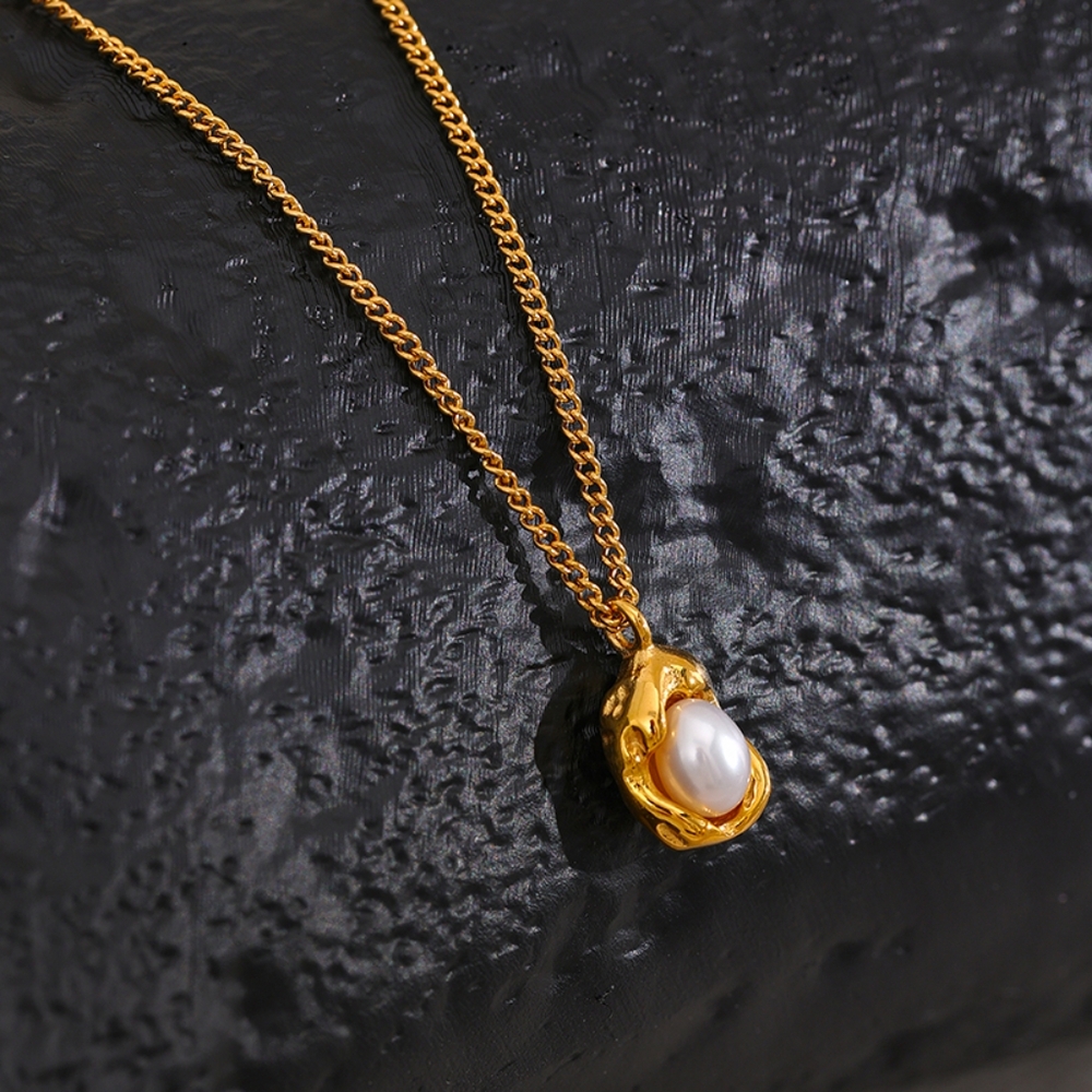 Charm Chic Pearl Drop Pendant Necklace - Picture 3 of 9